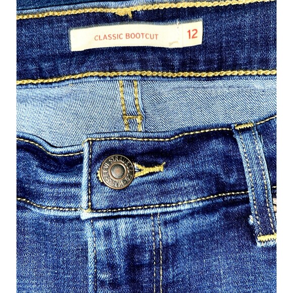 Levis Women's Classic Bootcut Blue Denim Jeans - Size 12M (31x32) - Picture 3 of 6